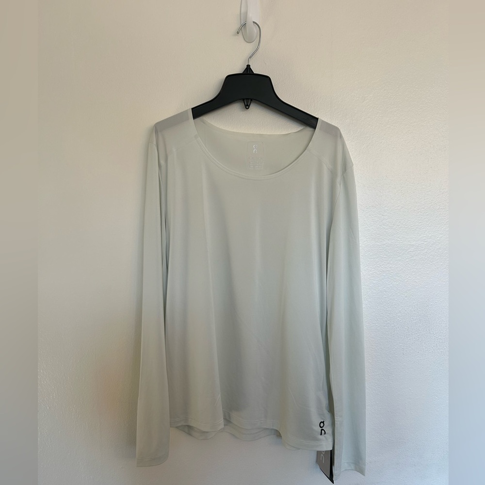 ON Long Sleeve Running Top NWT